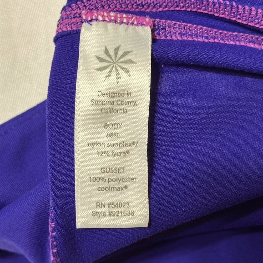 Athleta Revelation Purple Capri Leggings Size M Performance Gymcore - Picture 6 of 9